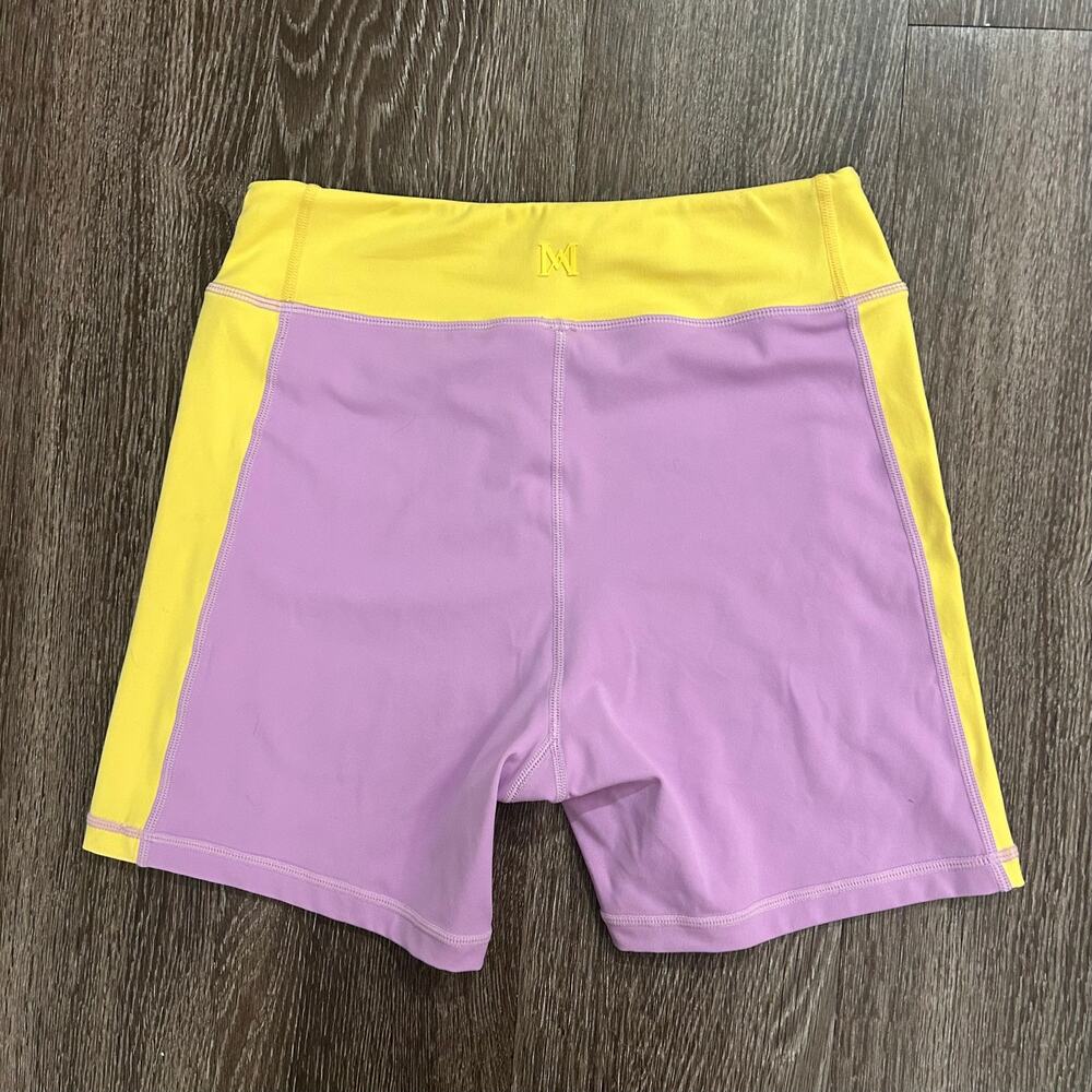 MESHKI Becca Two Tone Lilac & Yellow Workout Set Sports Bra & Biker Shorts EUC - Picture 11 of 16